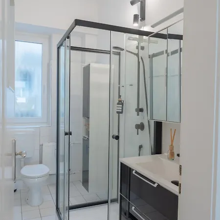 Apartment Modernes 4 Personen Zentral 56qm Wlan Gehobene Ausstattung *