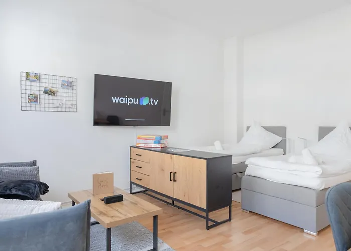 Modernes 4 Personen Zentral 56qm Wlan Gehobene Ausstattung Apartman *