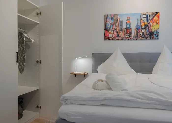 Modernes 4 Personen Zentral 56qm Wlan Gehobene Ausstattung Appartamento